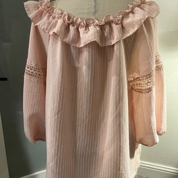 Shirt - Picture 2 of 4